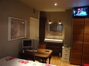 thumbnail: Room amenity
