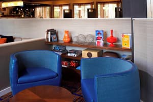 thumbnail: Lobby lounge