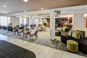 thumbnail: Lobby lounge