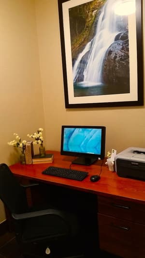 thumbnail: Business center