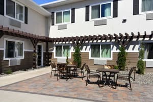 thumbnail: BBQ/picnic area