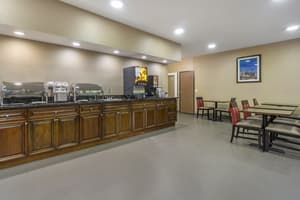 thumbnail: Breakfast area