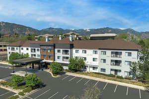 thumbnail: Exterior