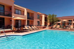 thumbnail: Pool