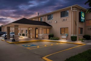 thumbnail: Exterior