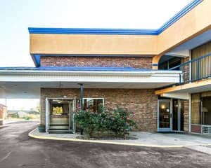 thumbnail: Exterior