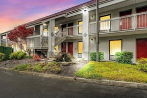 thumbnail: Property grounds