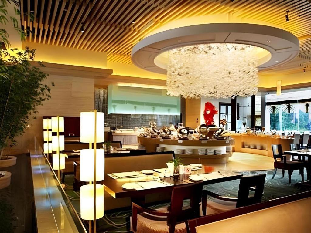 Restaurant-cafeteria