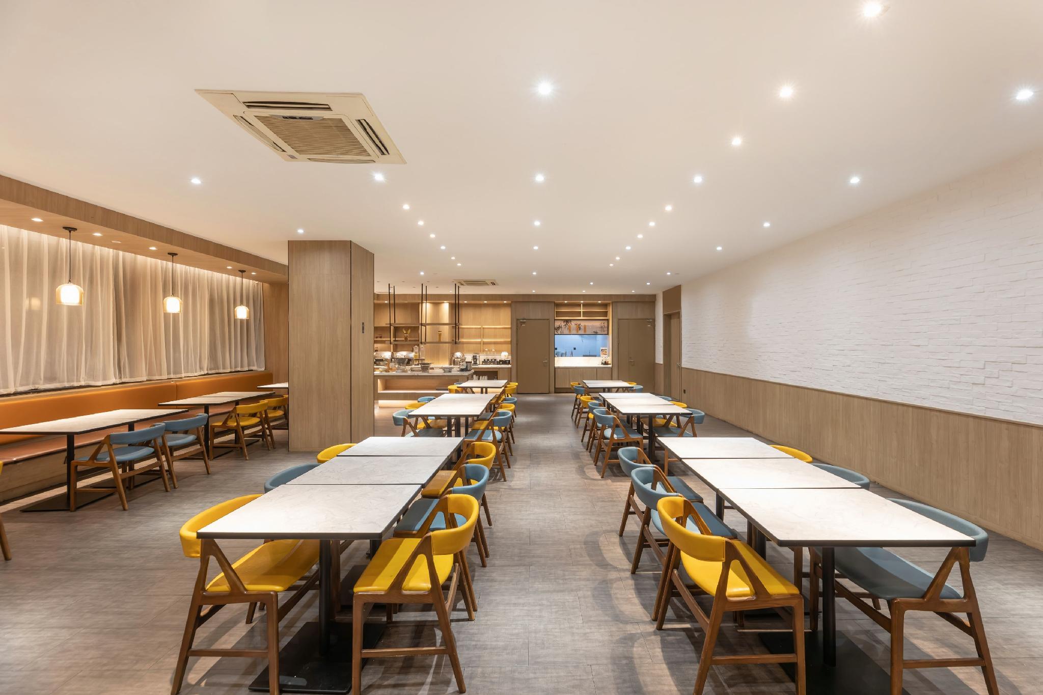 Restaurant-cafeteria