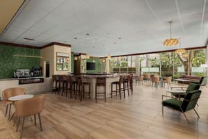thumbnail: Bar (on property)