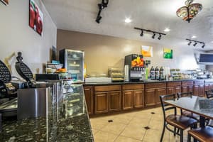 thumbnail: Breakfast area
