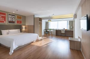 thumbnail: Room