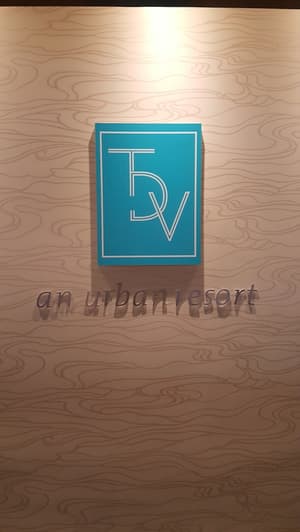 thumbnail: Reception