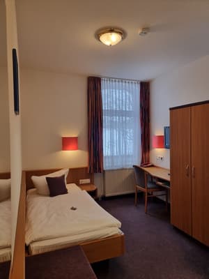 thumbnail: Room