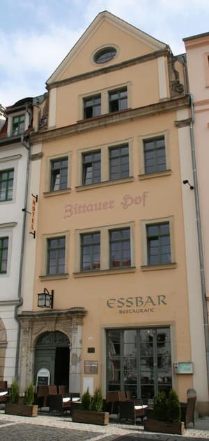 thumbnail: Exterior