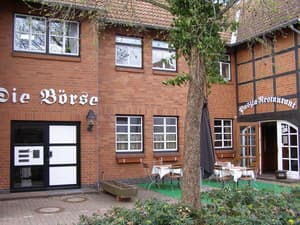 thumbnail: Exterior