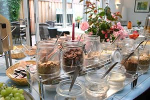 thumbnail: Breakfast buffet