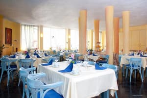 thumbnail: Dining