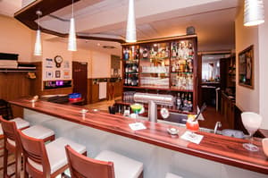 thumbnail: Bar (on property)