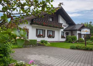 thumbnail: Exterior