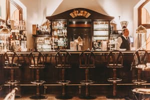thumbnail: Bar (on property)