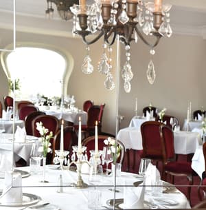 thumbnail: Restaurant
