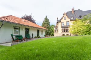 thumbnail: Exterior