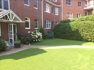 thumbnail: Exterior