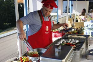 thumbnail: Restaurant