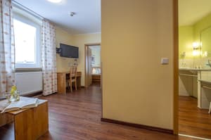 thumbnail: Living area