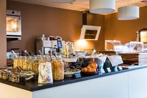 thumbnail: Breakfast buffet