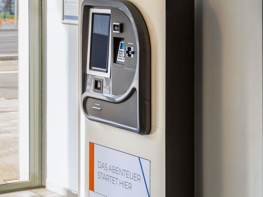 Check-in/check-out kiosk