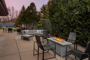 thumbnail: Terrace/patio