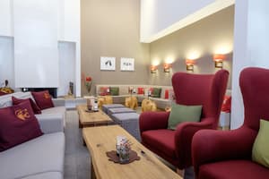 thumbnail: Lobby sitting area