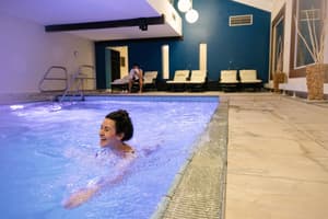 thumbnail: Pool