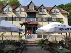 thumbnail: Restaurant