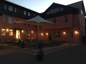thumbnail: Restaurant