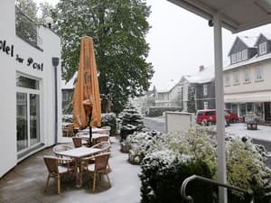 thumbnail: Exterior