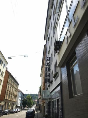 thumbnail: Exterior