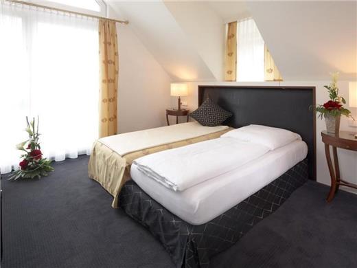 Guest Room,Suite,On-Site