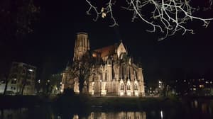 thumbnail: Exterior