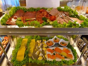 thumbnail: Restaurant