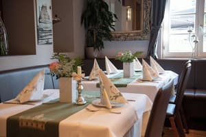 thumbnail: Restaurant