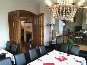 thumbnail: Restaurant