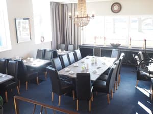 thumbnail: Restaurant