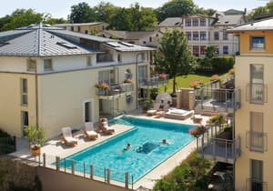 thumbnail: Outdoor pool