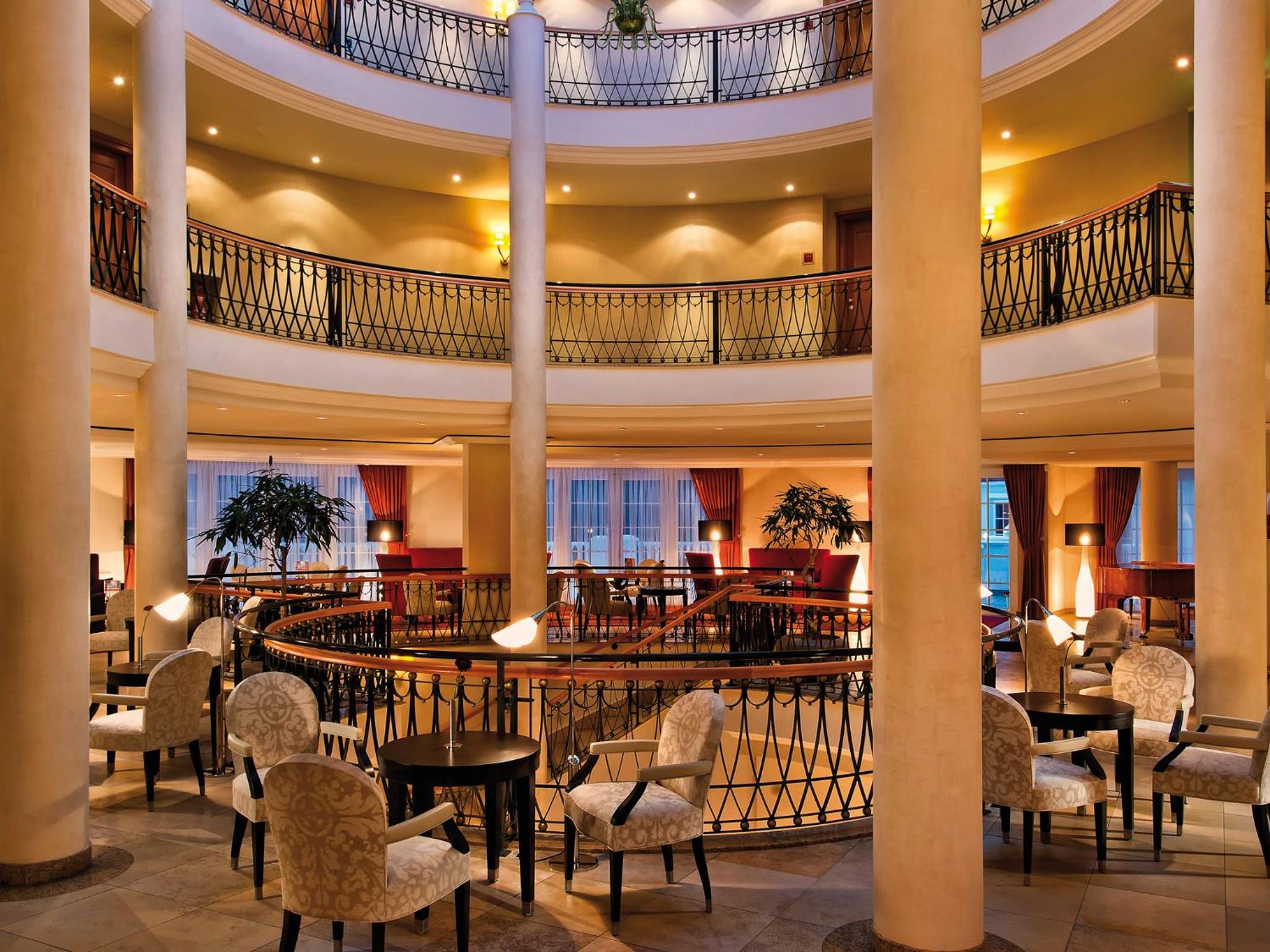Restaurant-cafeteria