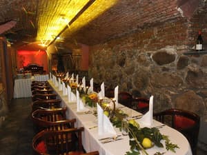 thumbnail: Restaurant
