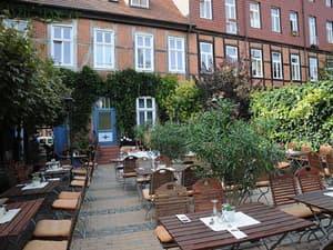 thumbnail: Restaurant