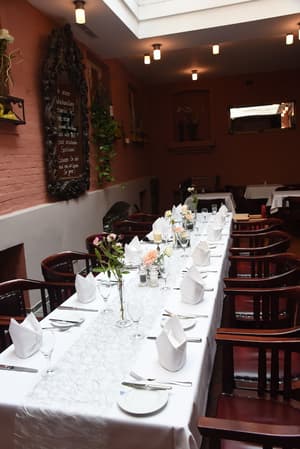 thumbnail: Restaurant